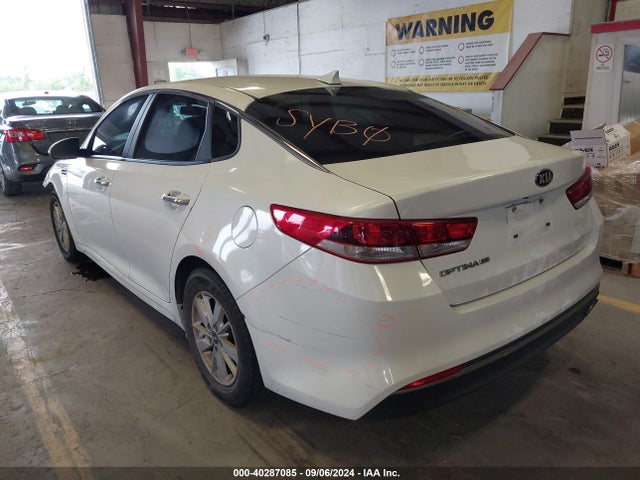 KIA Optima Lx 2016 KNAGT4L34G5090685 Image 3