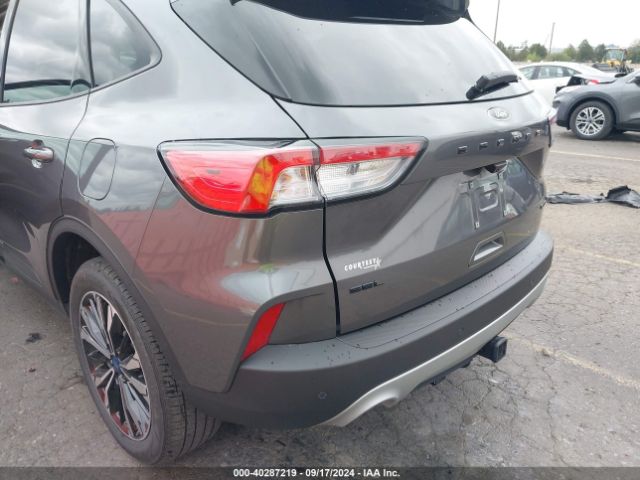 1FMCU9H91NUB61638 Ford ESCAPE SEL