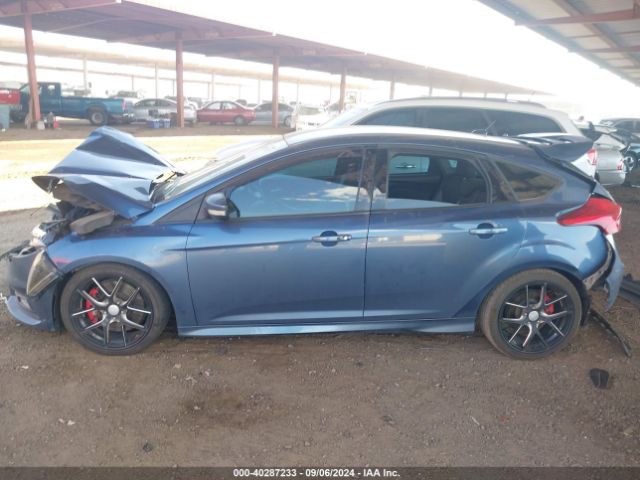 1FADP3L97JL313318 Ford FOCUS ST