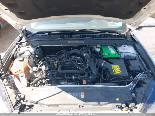 3FA6P0HD4JR264391 Ford FUSION SE