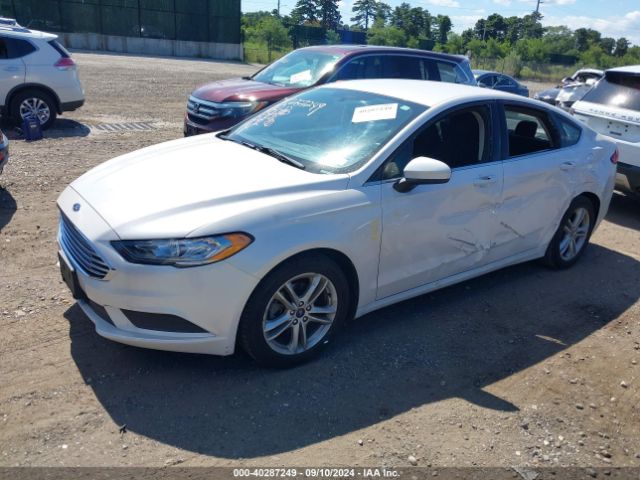 3FA6P0HD4JR264391 Ford FUSION SE