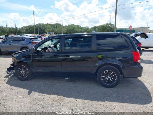 2C4RDGBGXFR738384 Dodge Grand Caravan Se Plus