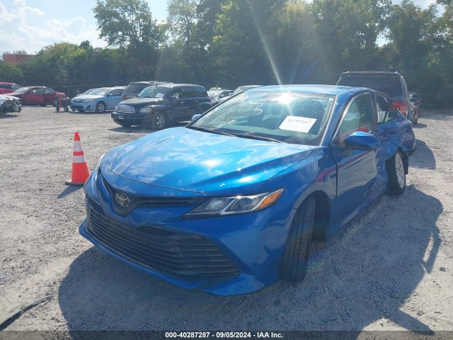 Toyota CAMRY LE 2019 4T1B11HK9KU275407 Image 2