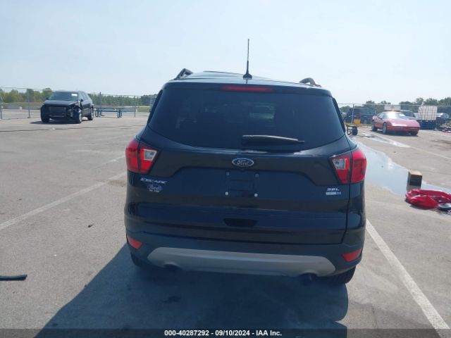 1FMCU9HD5KUA01097 Ford ESCAPE SEL