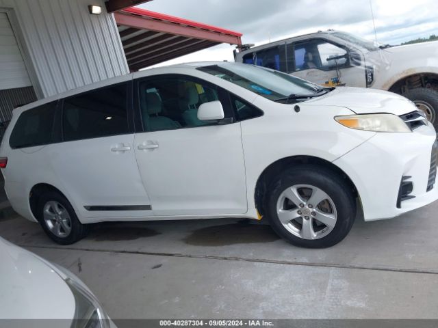 5TDKK3DC9GS710790 Toyota Sienna Le 8 Passenger