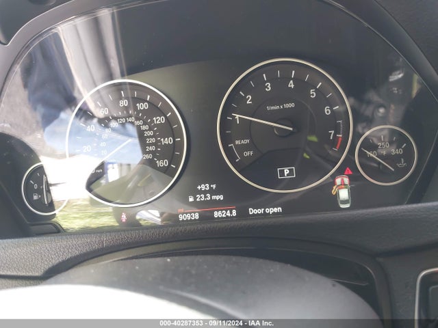WBA8E5G57GNT41988 BMW 320i Xdrive