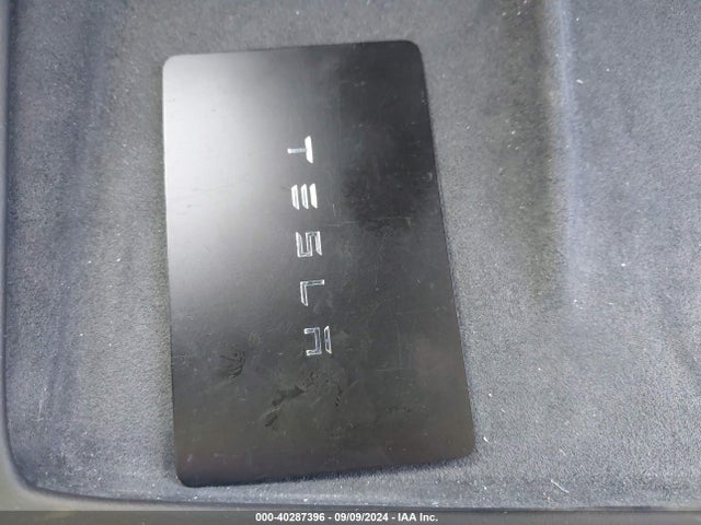 2024 TESLA MODEL 3 5YJ3E1EBXRF760448 Photo 10