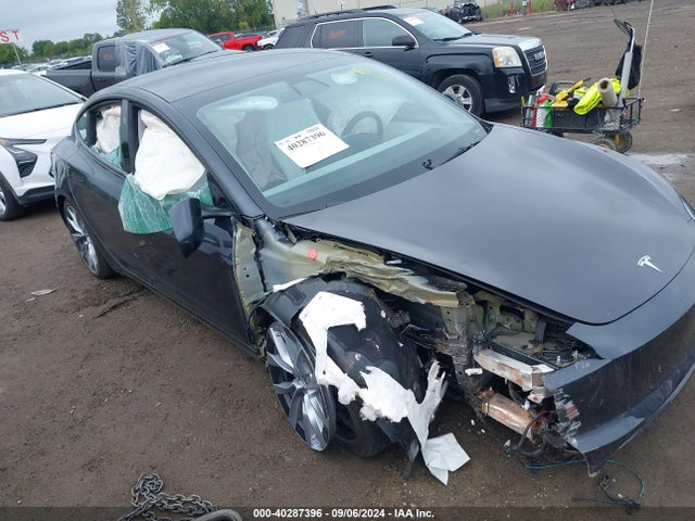 2024 TESLA MODEL 3 5YJ3E1EBXRF760448 Photo 5