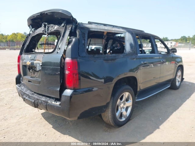 Chevrolet Suburban Premier 2017 1GNSKJKC8HR200333 Image 4