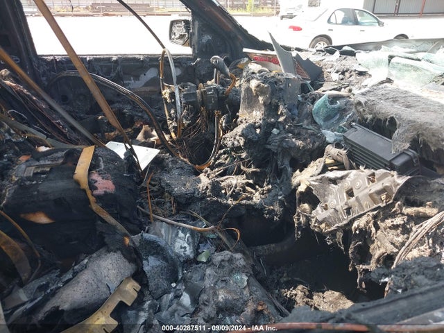 Chevrolet Suburban Premier 2017 1GNSKJKC8HR200333 Image 5