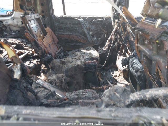Chevrolet Suburban Premier 2017 1GNSKJKC8HR200333 Image 8