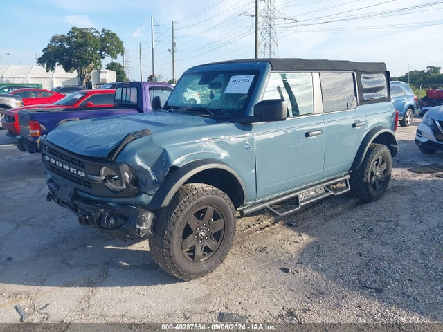 Ford Bronco Black Diamond 2022 1FMDE5BH8NLB18270 Image 2