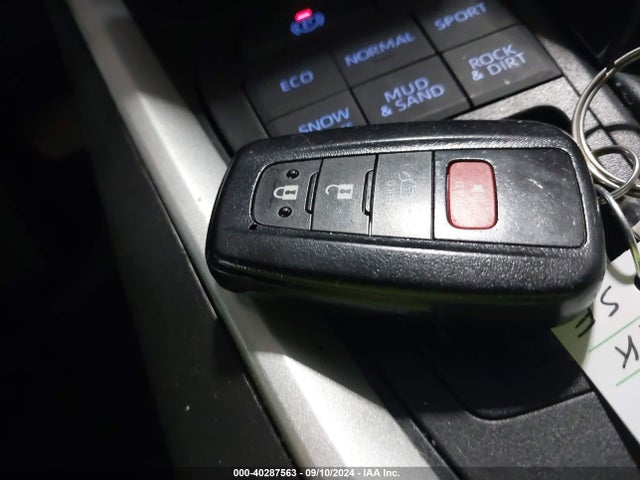 Aukcja sprzedaży 2021 Toyota Rav4 Xle, vin: 2T3P1RFV4MW198182, numer aukcji: 40287563