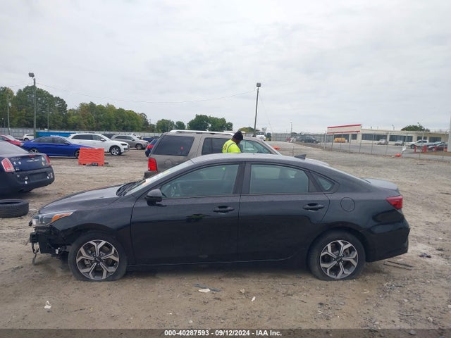 KIA Forte Lxs 2019 3KPF24AD0KE097563 Image 15