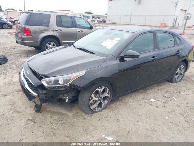 KIA Forte Lxs 2019 3KPF24AD0KE097563 Image 2