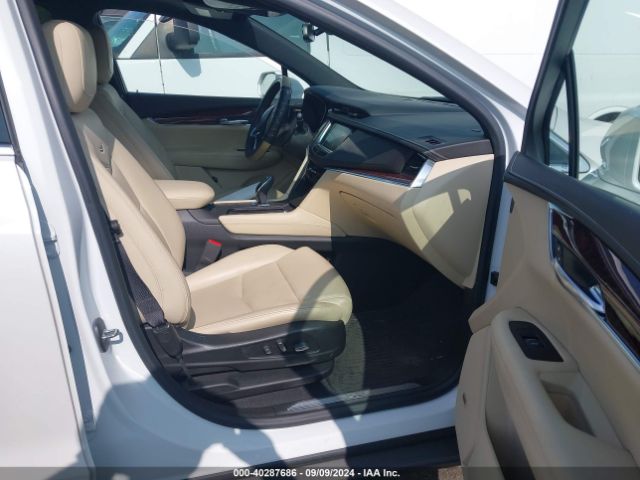 1GYKNCRS8JZ120927 Cadillac XT5 LUXURY
