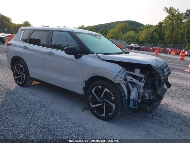 2022 MITSUBISHI OUTLANDER JA4J4UA82NZ014144 Photo 0