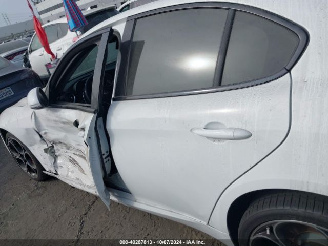 ZARFAMBNXK7611788 Alfa Romeo Giulia Ti Sport Rwd