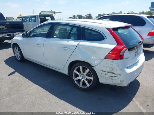 YV140MEK3H1373620 Volvo V60 T5 Premier
