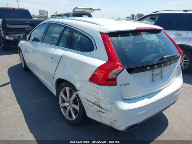 YV140MEK3H1373620 Volvo V60 T5 Premier