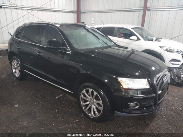 Audi Q5 2.0t Premium 2016 WA1C2AFP3GA074190 Image 1