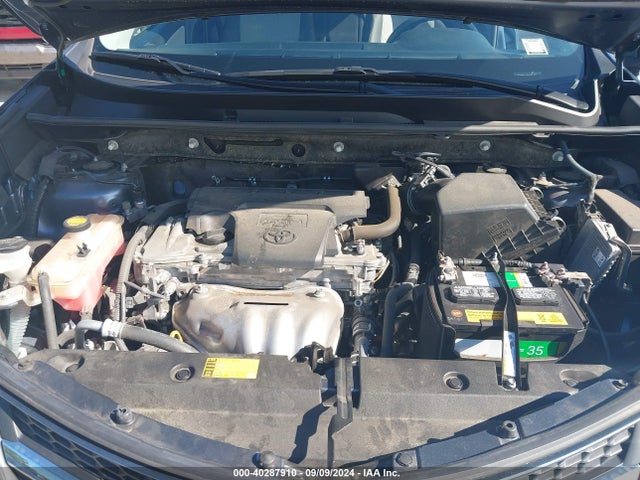 Toyota RAV4 LE 2014 JTMZFREVXED033490 Image 10