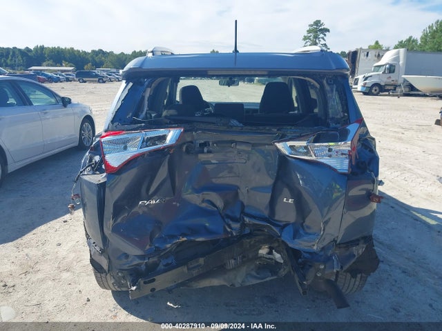 Toyota RAV4 LE 2014 JTMZFREVXED033490 Image 16