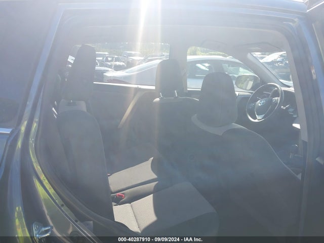 Toyota RAV4 LE 2014 JTMZFREVXED033490 Image 8