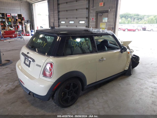 2013 MINI HARDTOP WMWSU3C5XDT687639 Photo 3