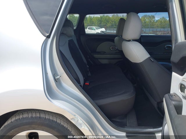 KIA Soul 2015 KNDJN2A22F7767334 Image 8
