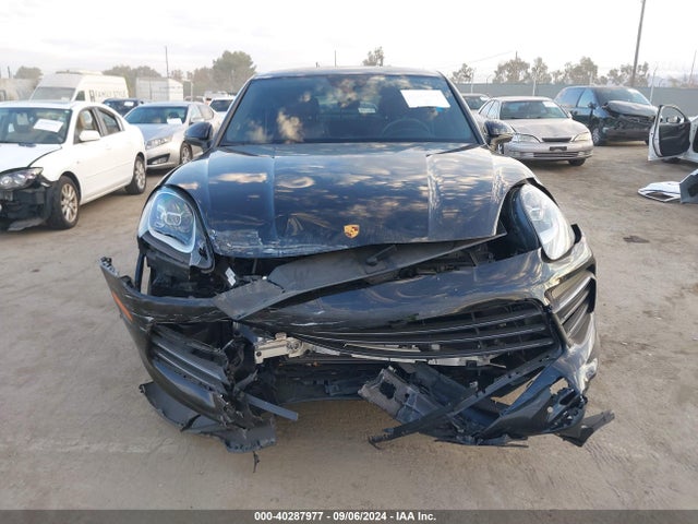 Porsche Cayenne Coupe Platinum Edition 2023 WP1BA2AY9PDA27172 Image 12