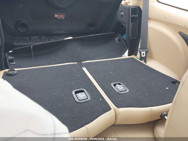 2007 MINI COOPER WMWMF33597TT57837 Photo 7