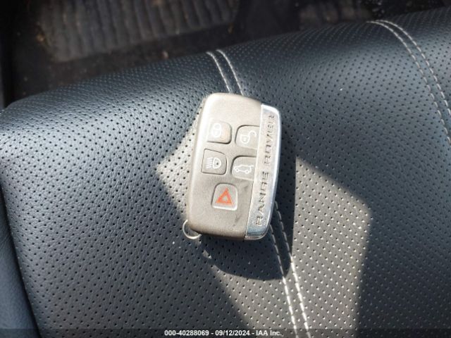 SALYB2EN3KA779882 Land Rover Range Rover Velar D180 S