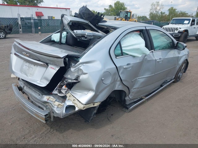 Chevrolet Sonic Rs Auto 2015 1G1JG5SB0F4140264 Image 4