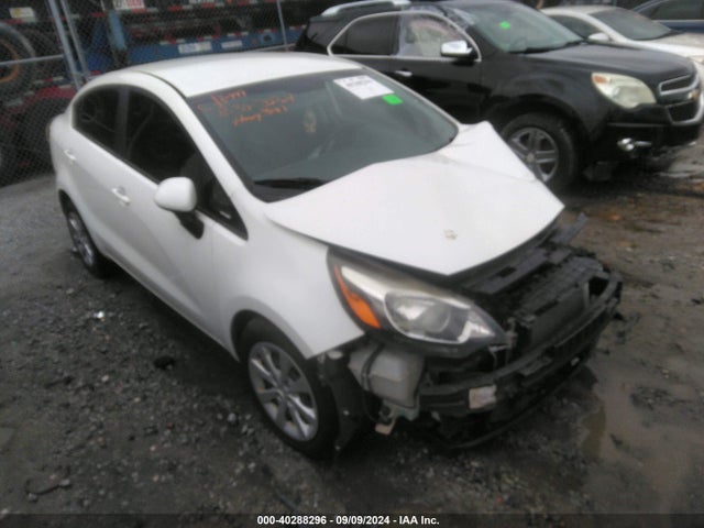 2016 KNADM4A37G6575805 main image