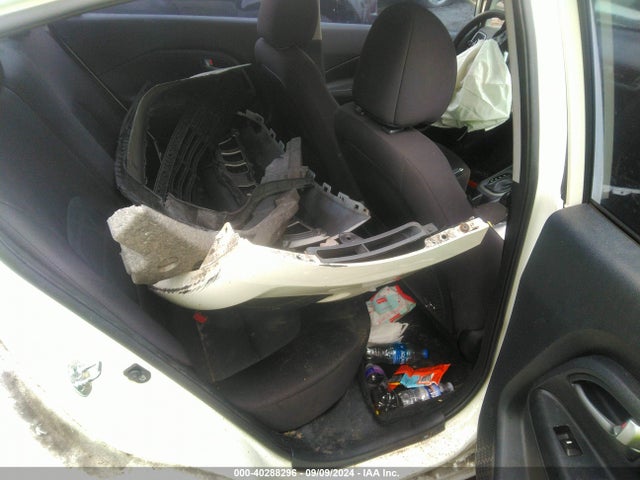 KNADM4A37G6575805 KIA RIO LX