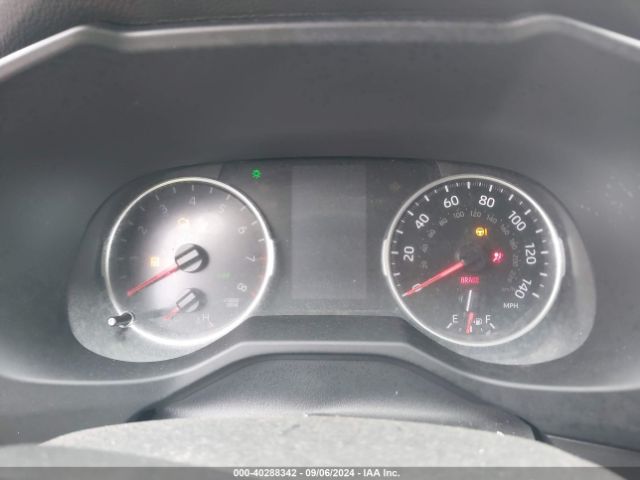 2T3G1RFV6MW210851 Toyota RAV4 LE