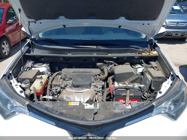 Toyota Rav4 Xle 2018 JTMWFREV7JJ168568 Image 10