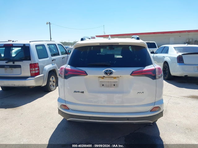 Toyota Rav4 Xle 2018 JTMWFREV7JJ168568 Image 16