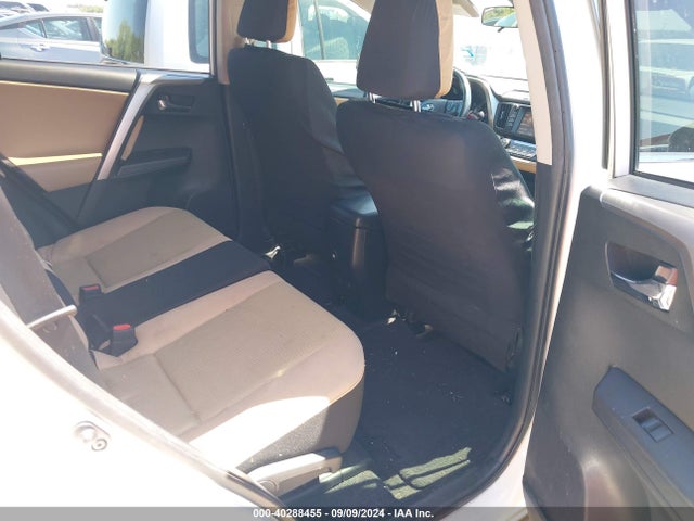 Toyota Rav4 Xle 2018 JTMWFREV7JJ168568 Image 8