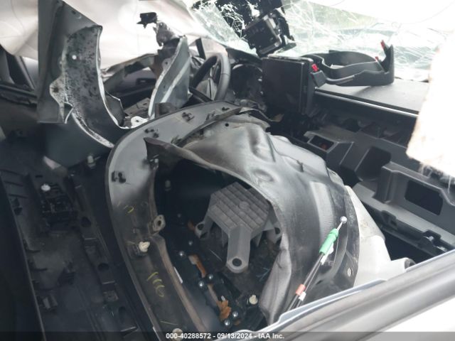 7MUCAAAG8PV051349 Toyota Corolla Cross Le