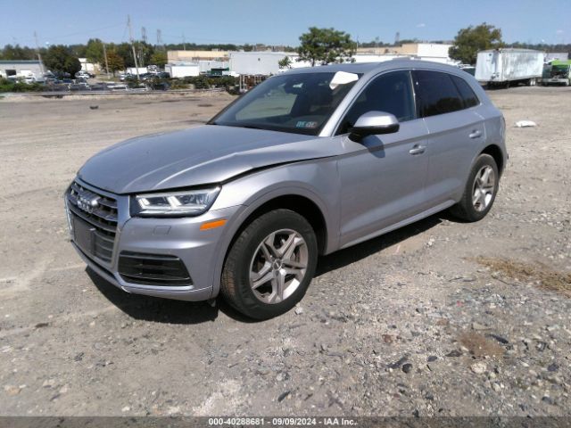 WA1BNAFY0J2117445 Audi Q5 2.0t Premium/2.0t Tech Premium