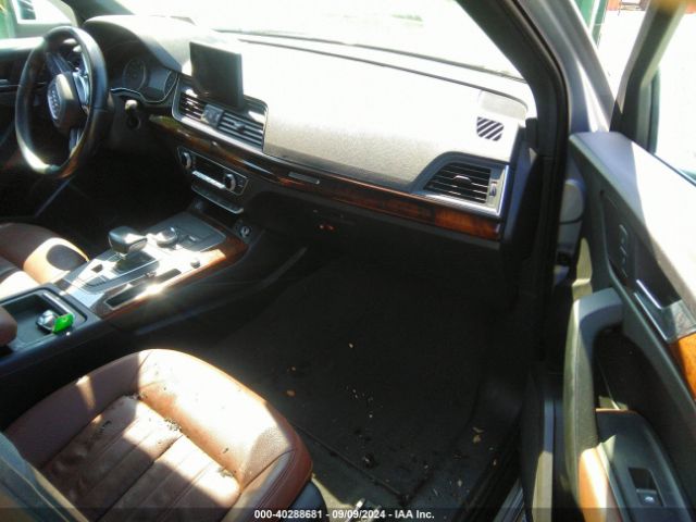 WA1BNAFY0J2117445 Audi Q5 2.0t Premium/2.0t Tech Premium