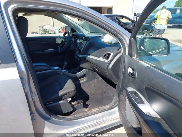 Dodge JOURNEY SE 2018 3C4PDCAB8JT382481 Image 5