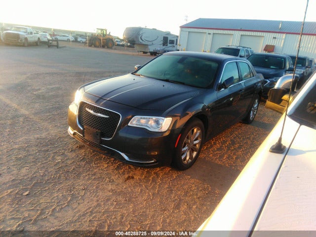 2C3CCARG9HH526973 Chrysler 300 Limited Awd
