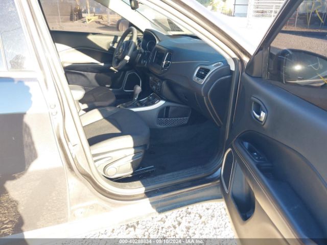 3C4NJDAB0KT628477 Jeep Compass Sport 4x4