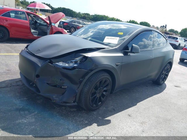 2021 TESLA MODEL Y 5YJYGDEE7MF125742 Photo 1