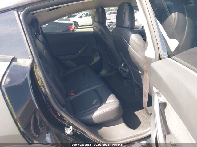 2021 TESLA MODEL Y 5YJYGDEE7MF125742 Photo 7