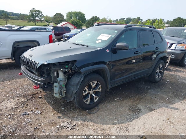1C4PJMBBXJD561222 Jeep Cherokee Trailhawk 4x4