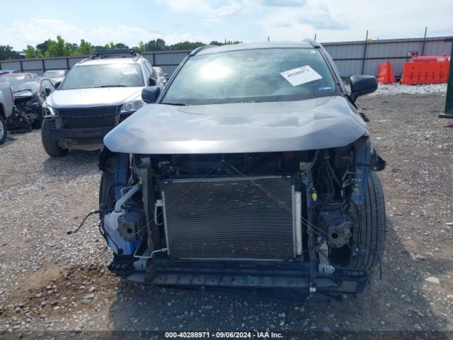 2T3H1RFV2MW112081 Toyota RAV4 LE